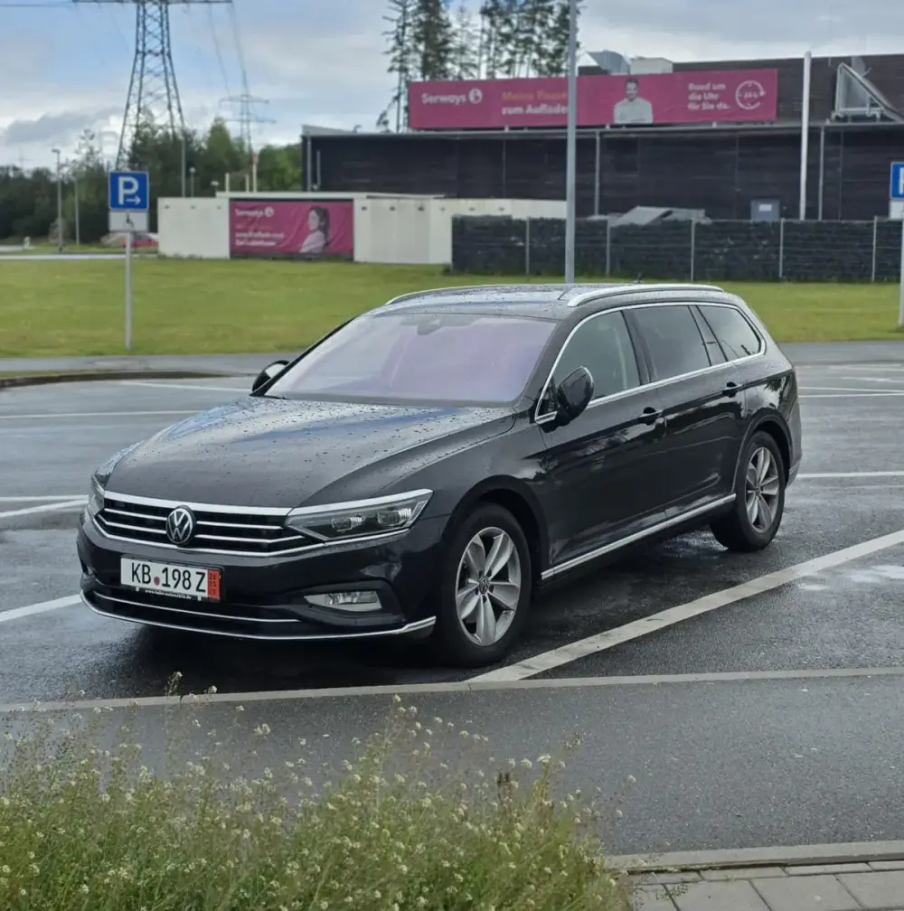 Standard transfer sedan